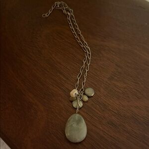 Elegant Green Pendant Necklace
